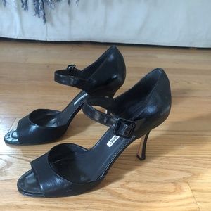 Manolo Blahnik Black Leather Mary Janes size 8.5